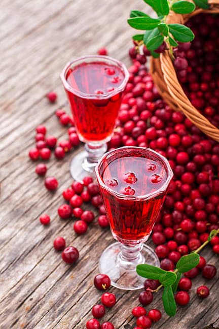 تصویر 3 از آب زرشک گازدار بیرجند خوش طعم و با کیفیت